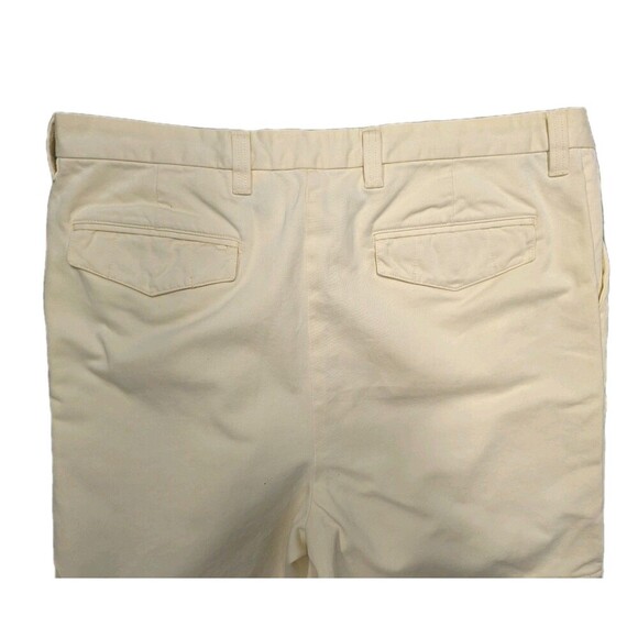 Vintage Gap Clean Cut Men’s 6" Butter Yellow Cotton Shorts sz 38 Golf Preppy - Picture 4 of 7